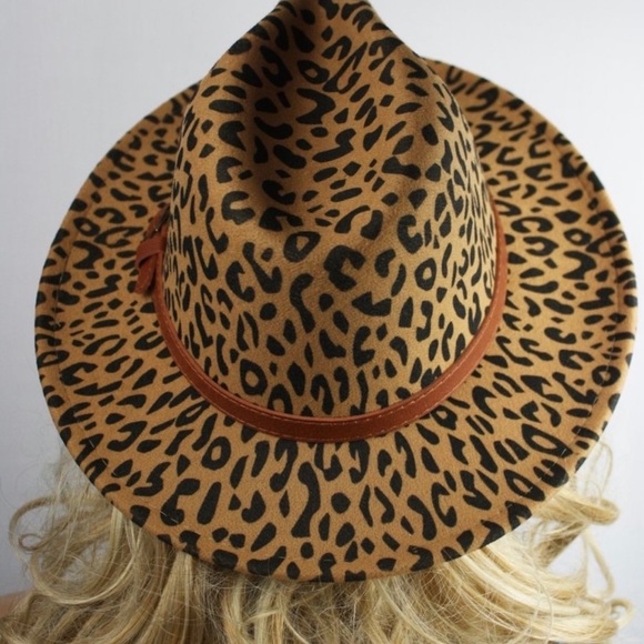 New! Sale 🔥Carmel Leopard Belted Wool Felt Panama Hat - Picture 3 of 9